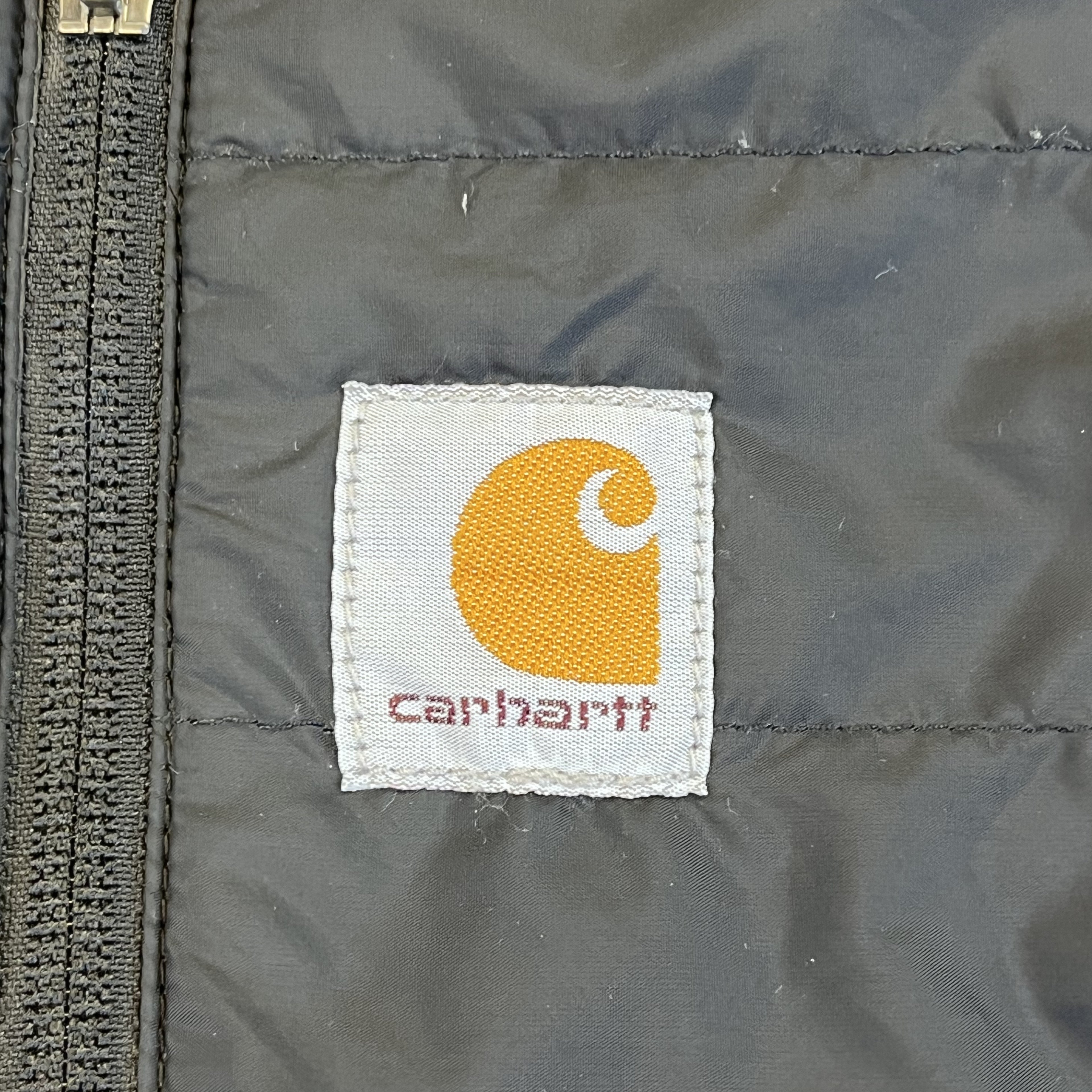 Carhartt prošívaná bunda (zip-up)