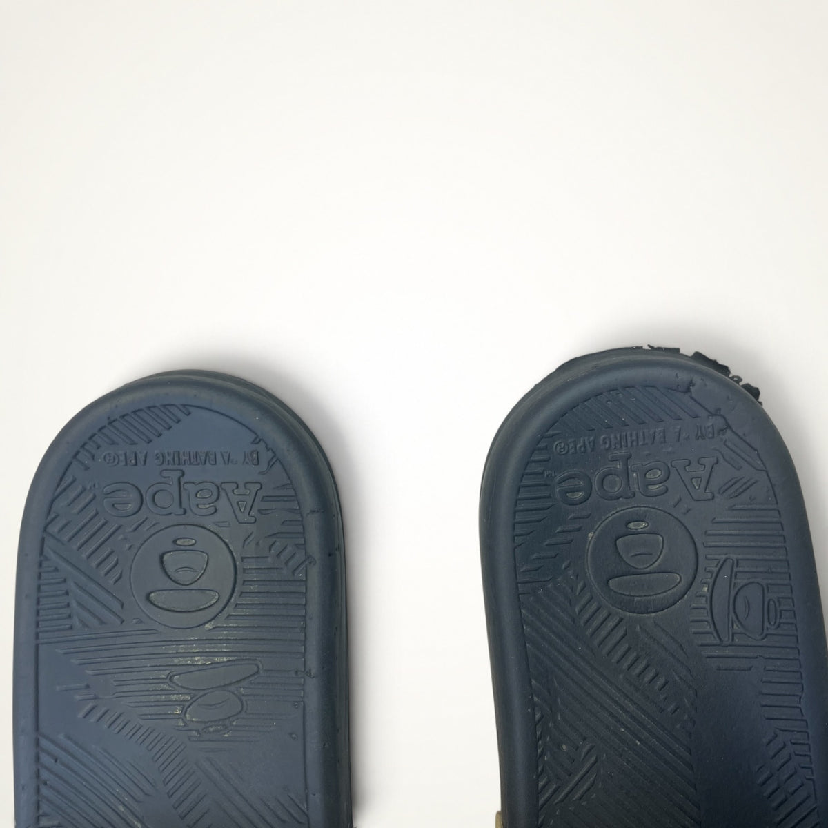 AAPE by A Bathing Ape Logo Slides (Olive/Black)