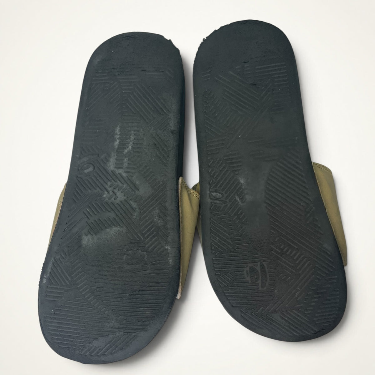 AAPE by A Bathing Ape Logo Slides (Olive/Black)