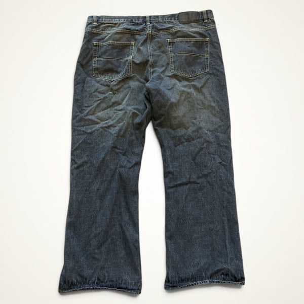Y2K Straight Jeans (Dirty Wash)