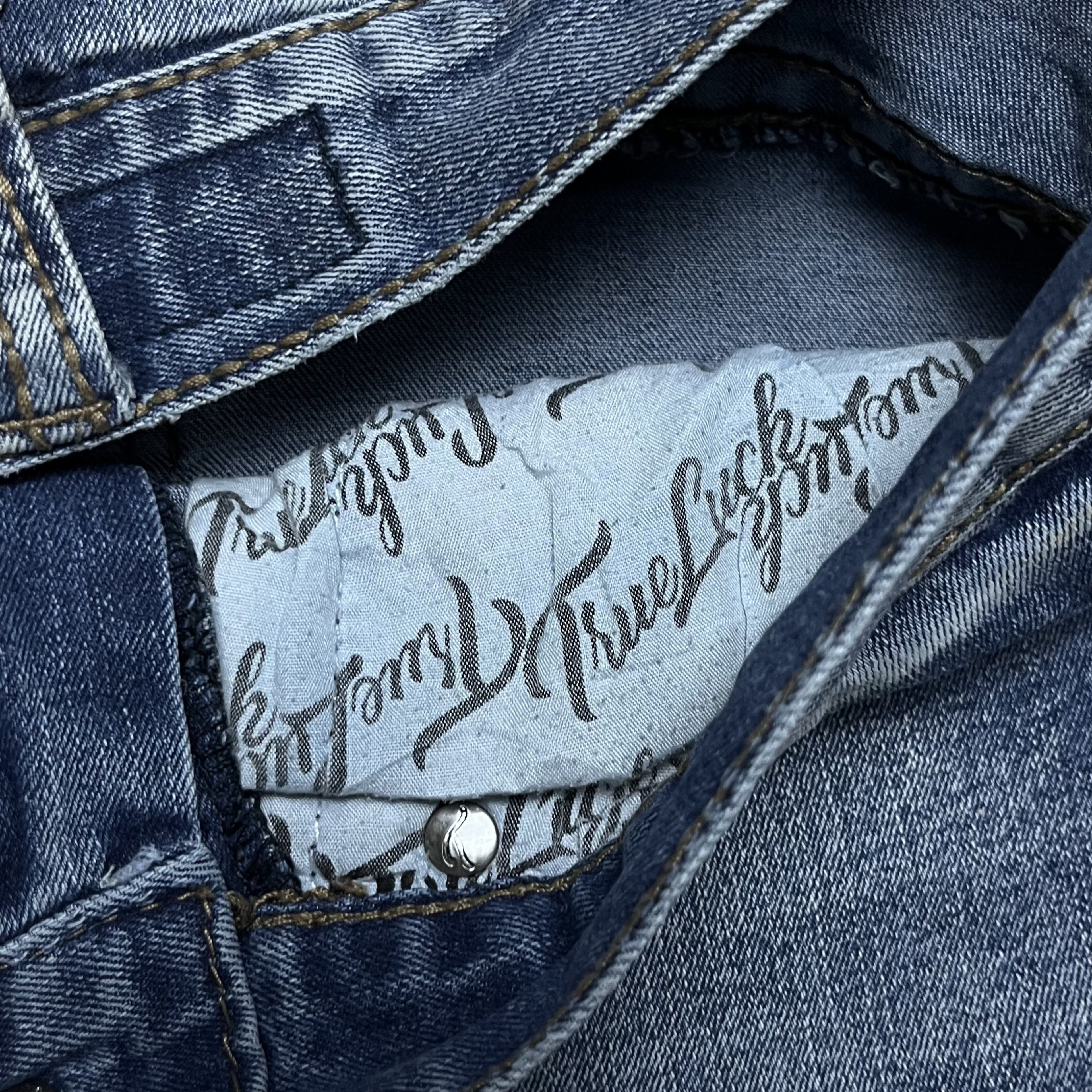 Y2K GUESS FLARE JEANS – DARK BLUE