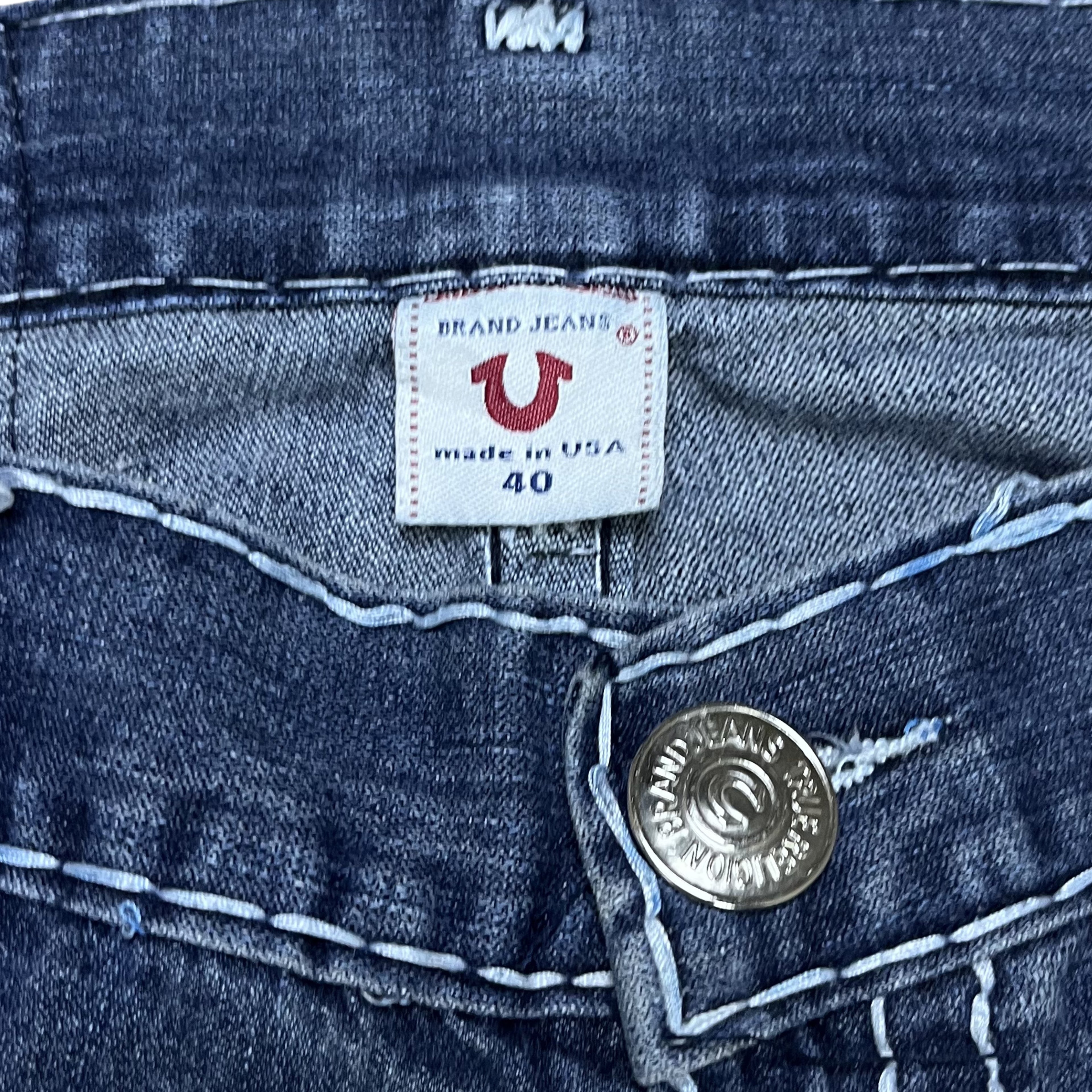 TRUE RELIGION BILLY SUPER T – LIGHT WASH