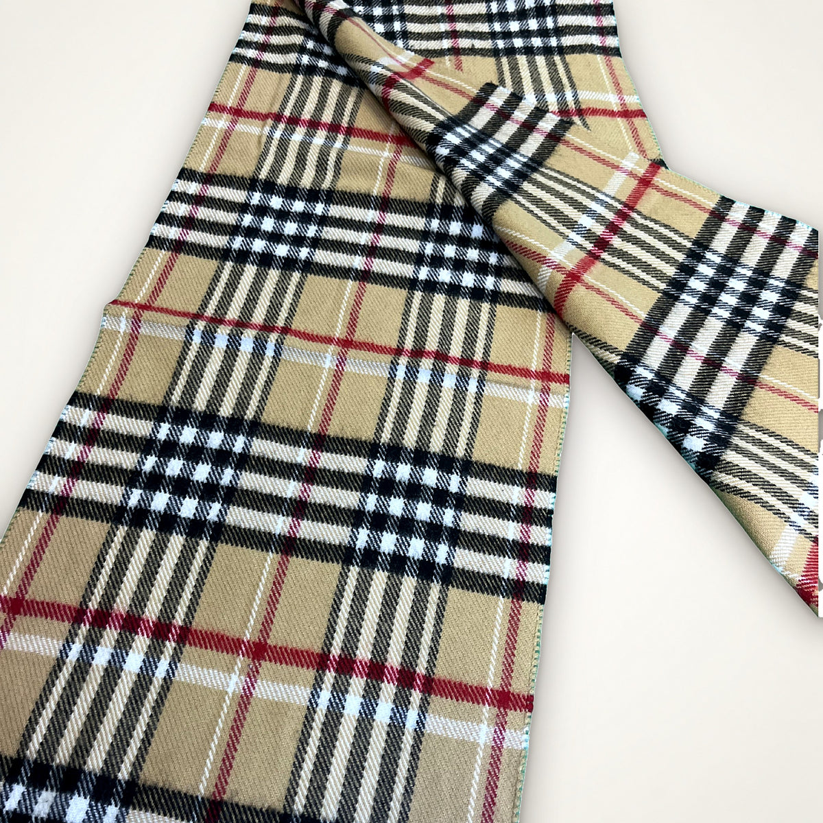 Burberry klasická béžová kostkovaná šála