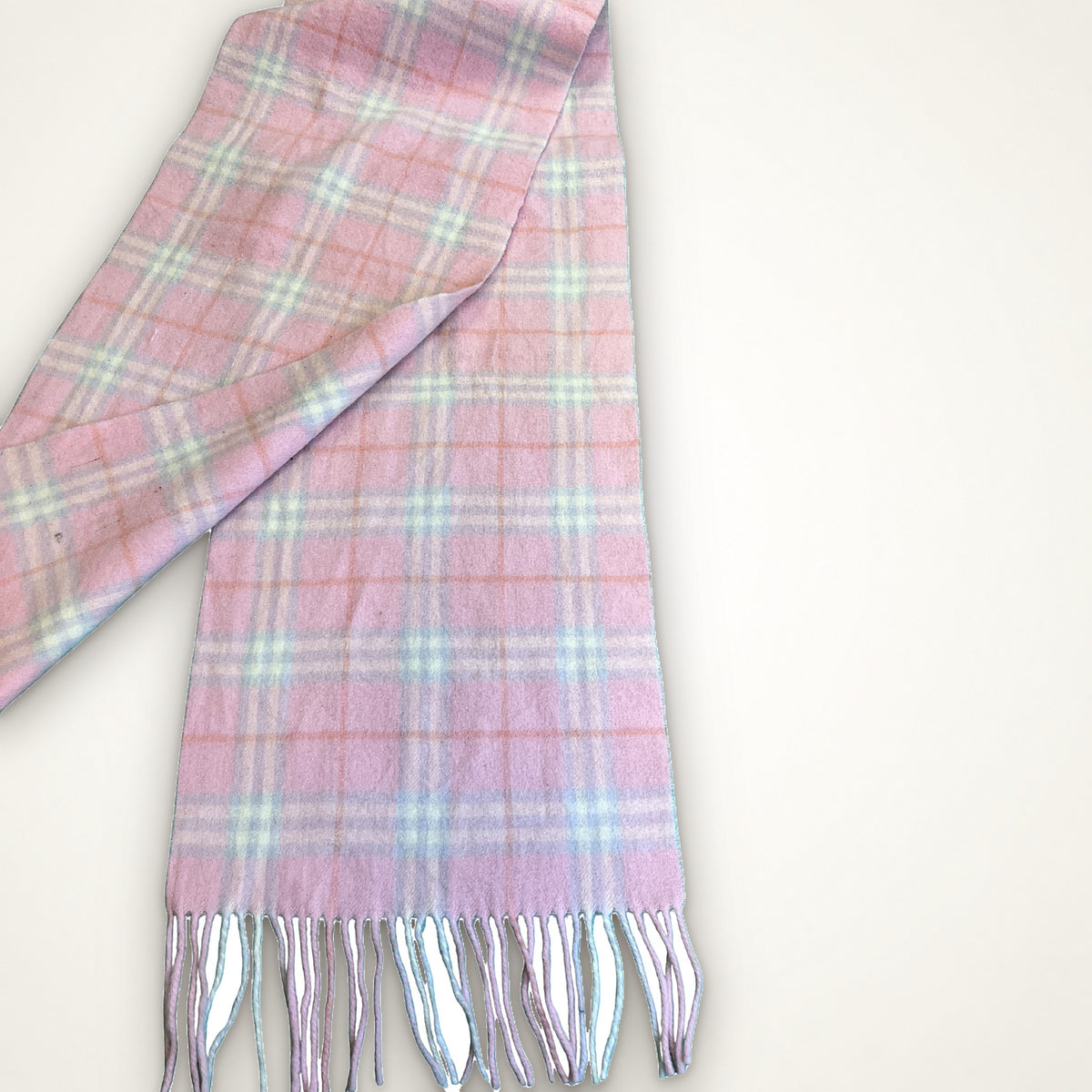 Burberry růžová kostkovaná šála