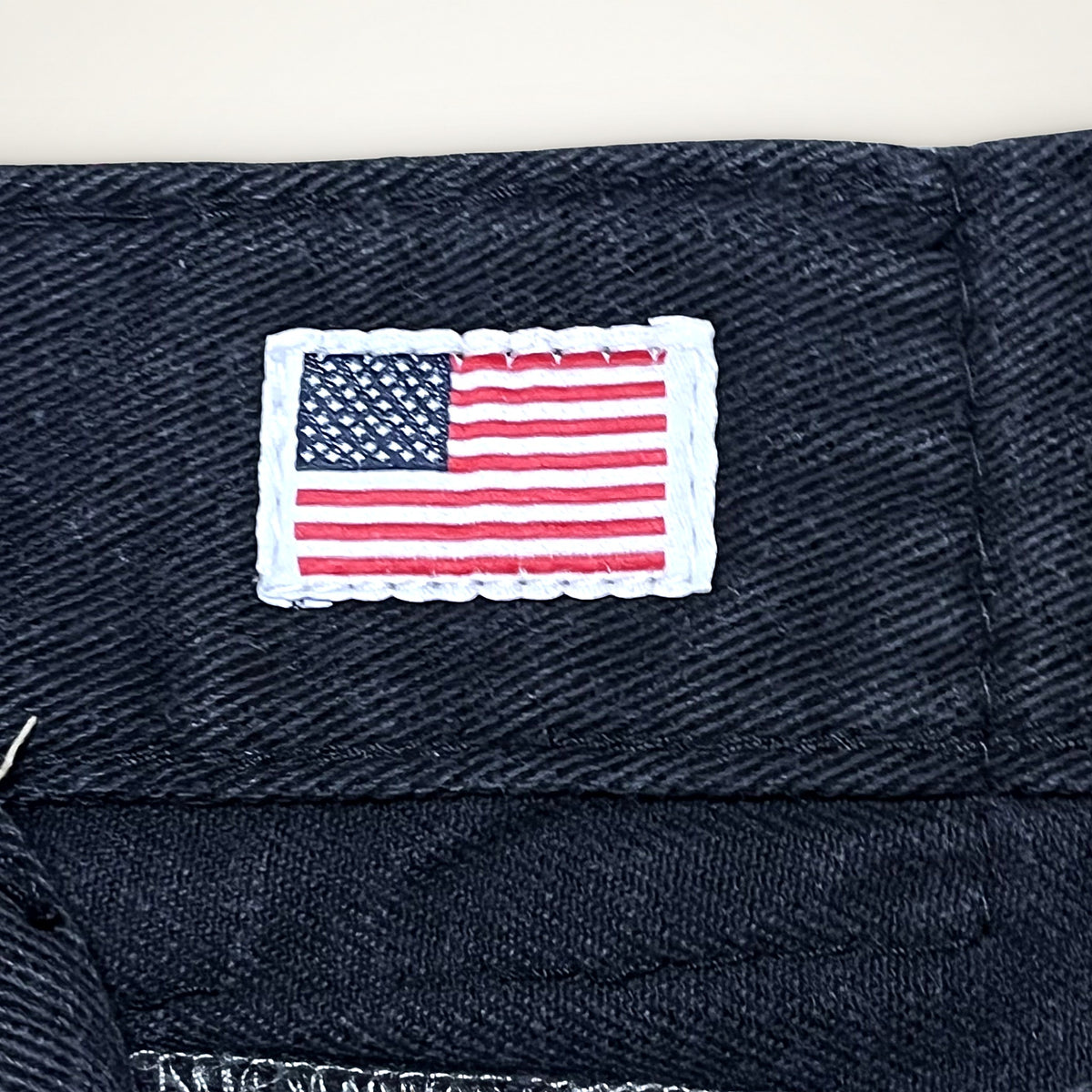 TRUE RELIGION BOOTCUT – BLACK RED DETAIL