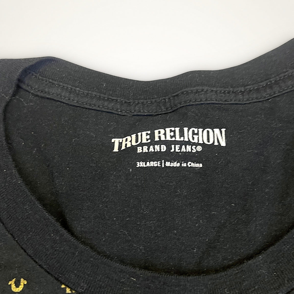 True Religion Monogram SS Crew Neck Tee (Black/Gold)