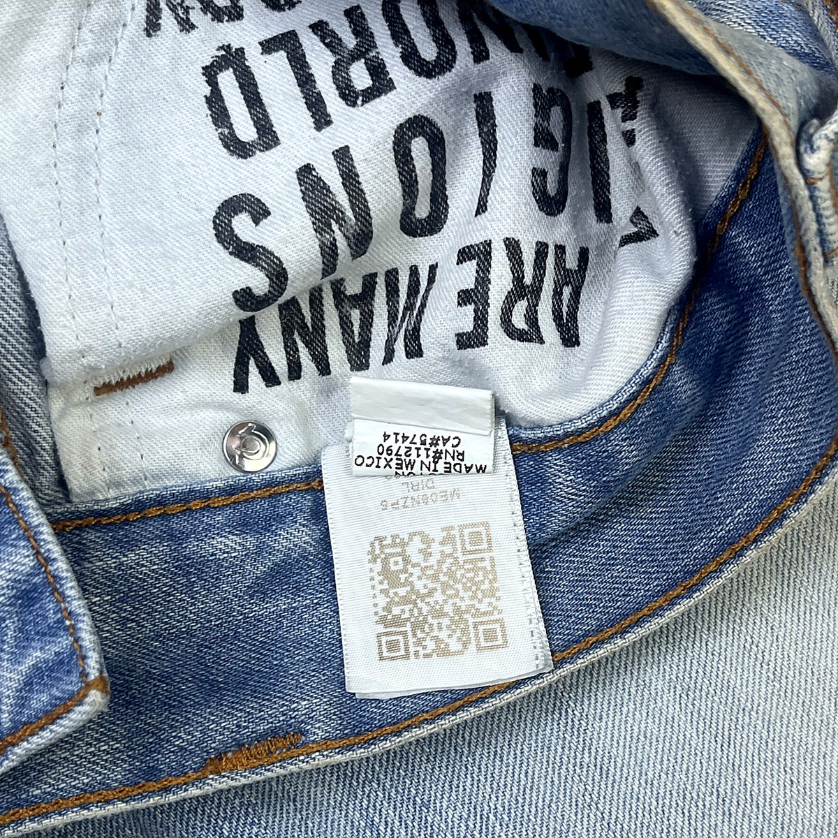 TRUE RELIGION STRAIGHT – LIGHT CLEAN