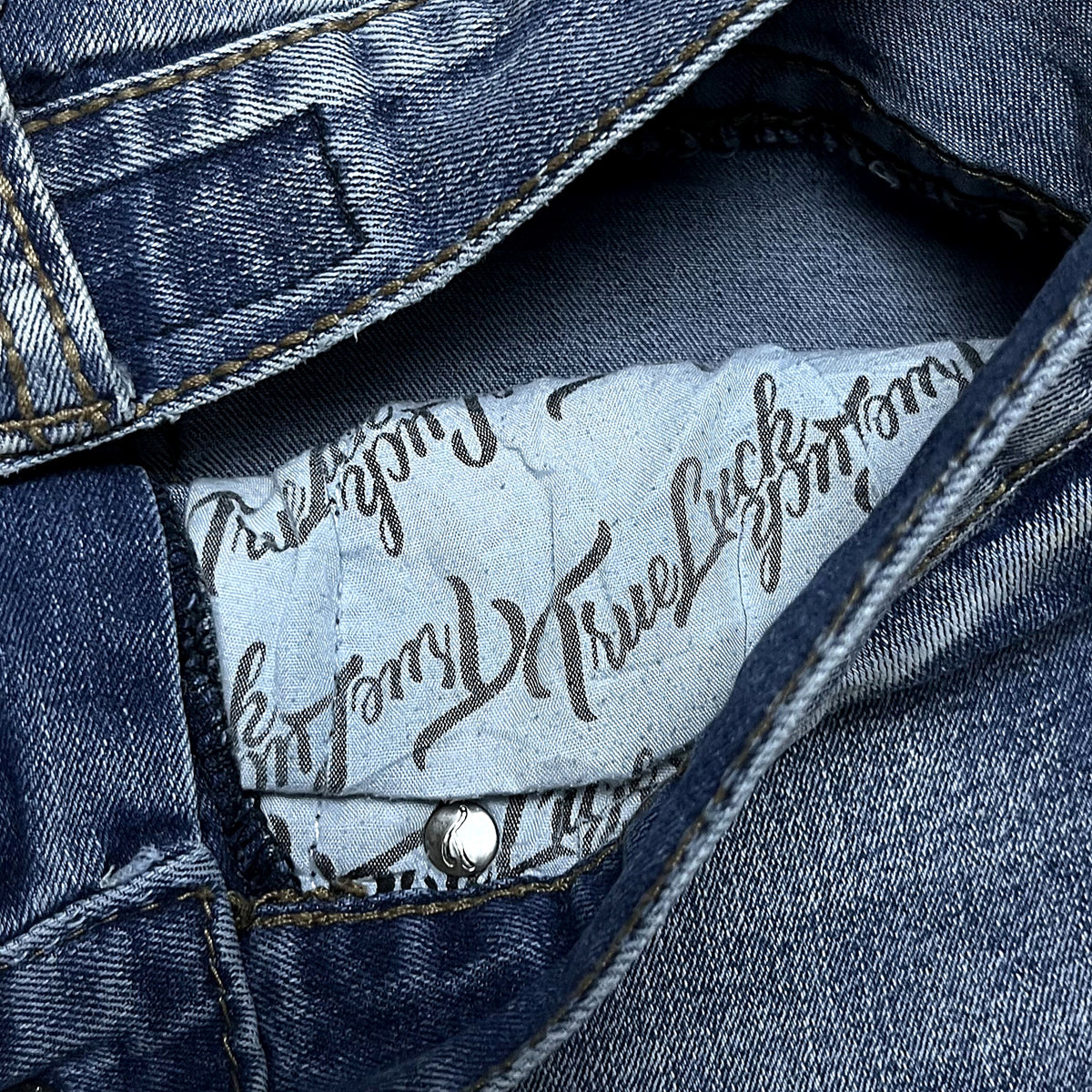 Y2K GUESS FLARE JEANS – DARK BLUE